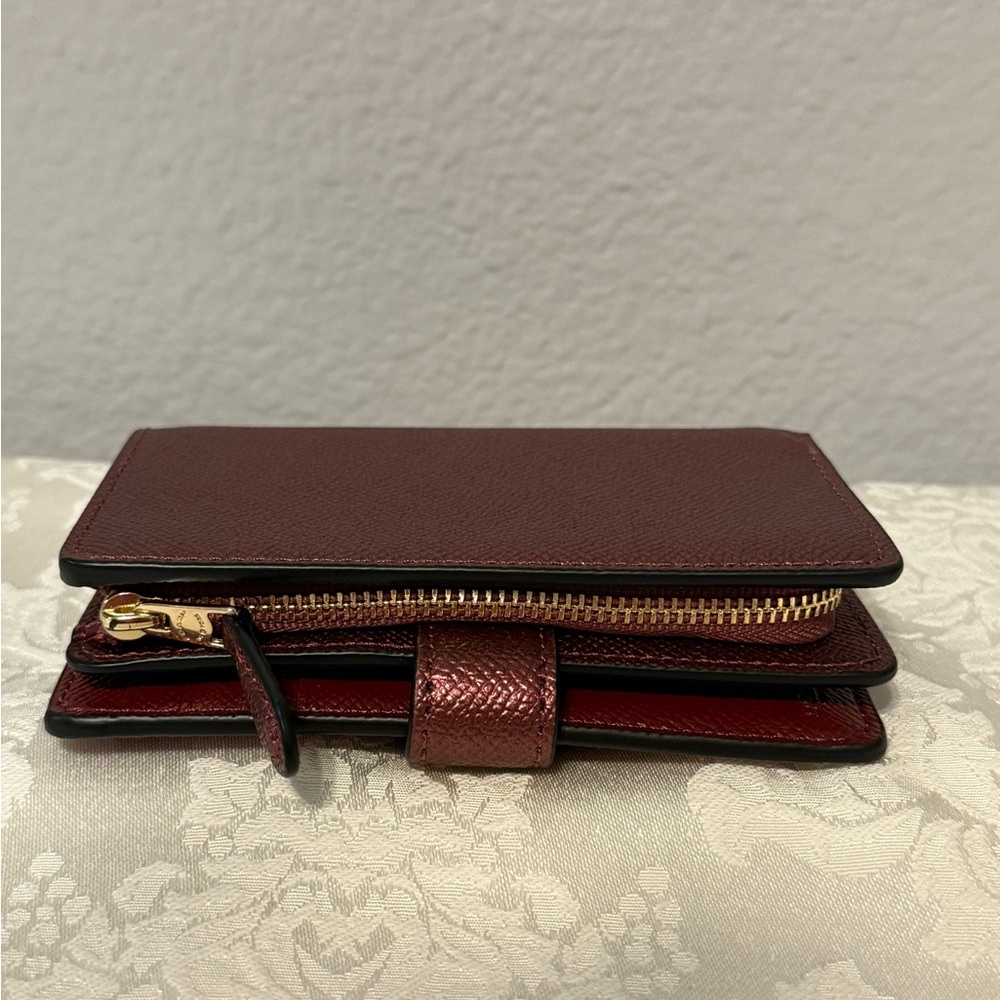 Coach Leather Medium Zip Wallet NWT Rose Gold Wine Compact Cash Cards - Picture 13 of 13